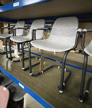 4x Eetkamerstoel Thirsty Met armleuning, Gerecycled PET, Zuiver